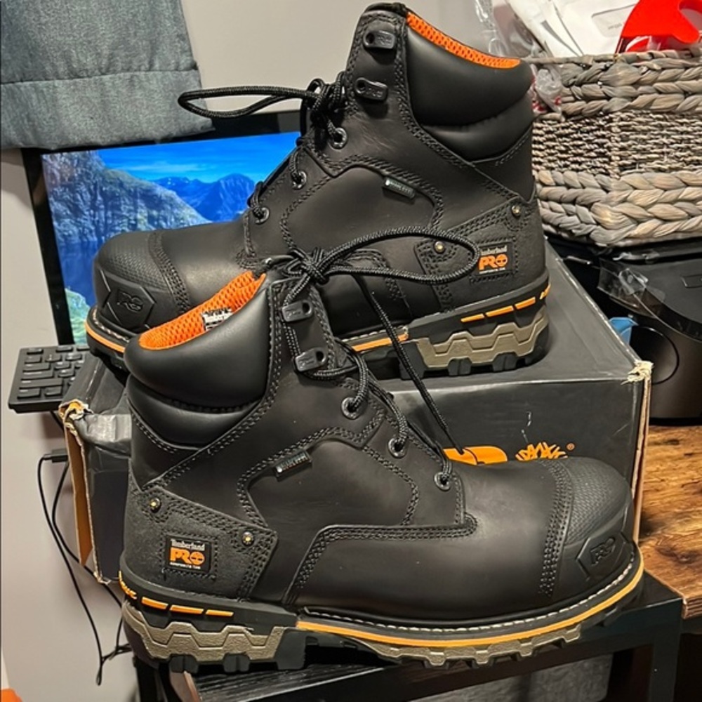 Timberland Boondock 6" PRO Black and Orange Safety Toe Boots Men's Size 9
